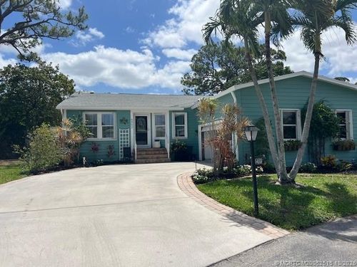 6453 Ficus Ln, Lantana, FL, 33462-2051 | Card Image