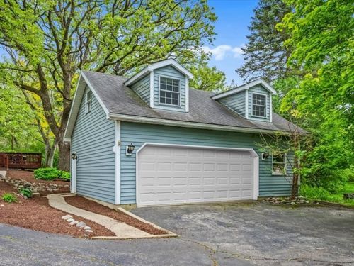 4N015 Trotter Ln, St. Charles, IL, 60175-7678 | Card Image