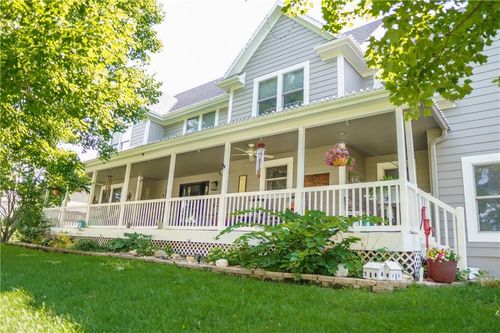 1705 Se Holstein Dr, Oak Grove, MO, 64075-5335 | Card Image