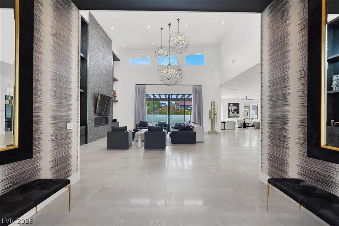 Residential Lease in Las Vegas 4