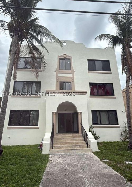 3-75 Glen Royal Pkwy, Miami, FL, 33125-5252 | Card Image