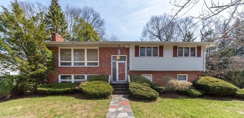 37 Himoor Cir, Randolph, MA, 02368-2432 | Card Image