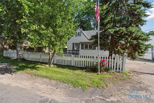 3459 149th St, Toledo, OH, 43611-2528 | Card Image