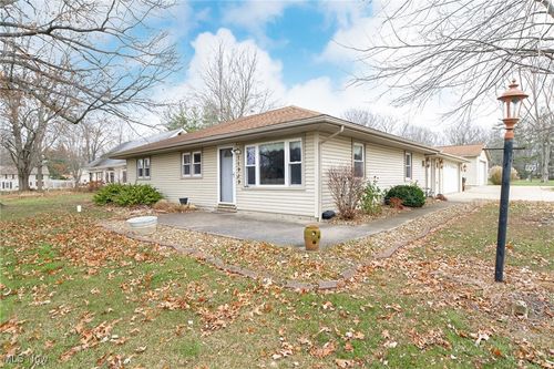 11919 Robson Road, Grafton, OH, 44044 | Card Image