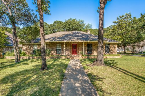 3541 Hightimber Dr, Grapevine, TX, 76051-6825 | Card Image