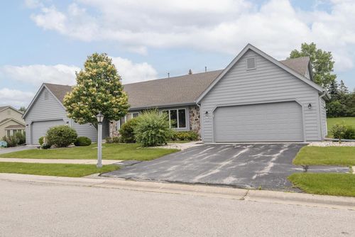 d-95-W178N9858 Riversbend Circle E, Germantown, WI, 53022 | Card Image