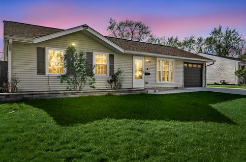 604 Newberry Dr, STREAMWOOD, IL, 60107-2034 | Card Image