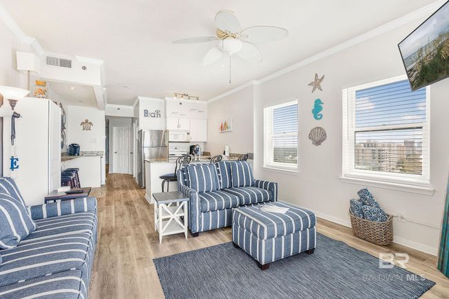 Living Room | Image 4