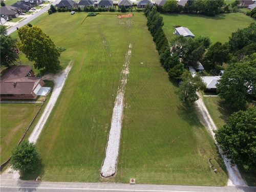 2043 Hayden Rd, Pea Ridge, AR, 72751-2406 | Card Image
