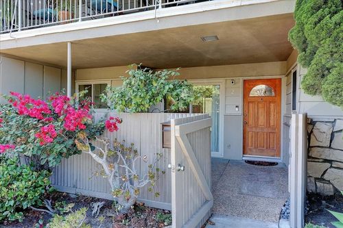 unit-2-301 Moreton Bay Ln, GOLETA, CA, 93117-2226 | Card Image