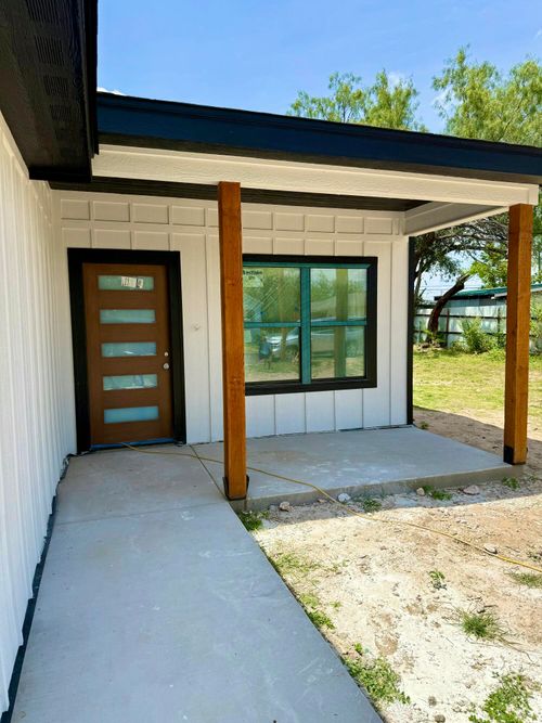 608 W 18th St, San Angelo, TX, 76903-4514 | Card Image
