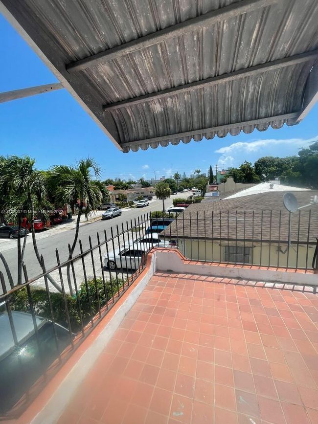 1738 - 1736 Sw 9th St, Home with 3 bedrooms, 1 bathrooms and null parking in MIAMI FL | Image 33