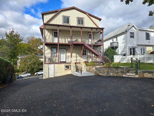 d-144 Pine St, Greenwich, CT, 06830-5967 | Card Image
