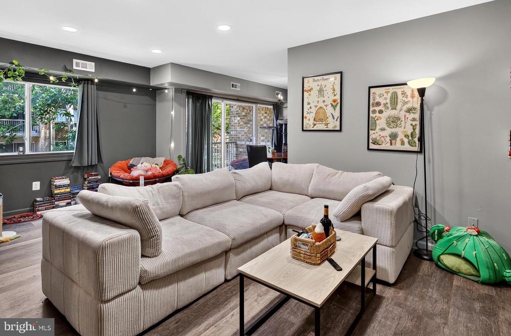 Residential Lease in FALLS CHURCH 3