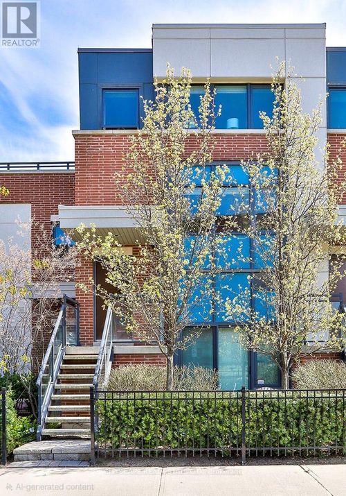 35 Oak St, Toronto, ON, M5A0A2 | Card Image