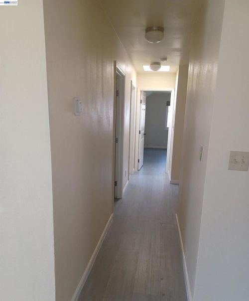 2716 Fruitvale Ave, Oakland, CA, 94601-2006 | Card Image