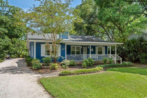 346 Middleton Dr, Pawleys Island, SC, 29585-7574 | Card Image