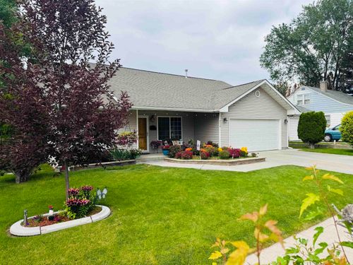 216 E Avenue B, Jerome, ID, 83338-2710 | Card Image