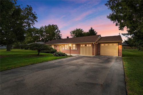 634 Omar Circle, Yellow Springs Vlg, OH, 45387 | Card Image