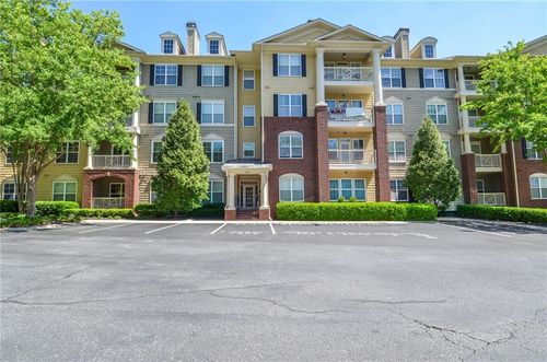 unit-3202-3150 Woodwalk Dr Se, Atlanta, GA, 30339-8495 | Card Image