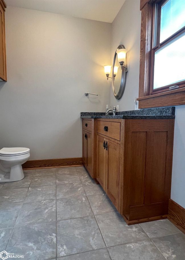 1010 Center St, House other with 4 bedrooms, 3 bathrooms and null parking in Manning IA | Image 31