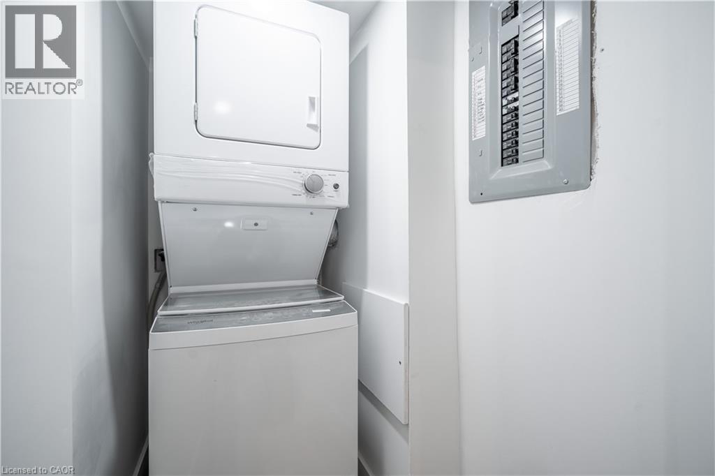 Residential Lease in Hamilton 3