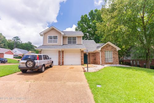 107 Yorkshire Cv, Clinton, MS, 39056-6318 | Card Image
