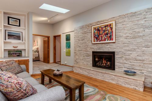 208 Saratoga Circle, MADISON, WI, 53705 | Card Image