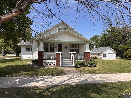 125 Pearl St, Cottonwood Falls, KS, 66845 | Card Image