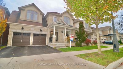 418 Hidden Trail, House other with 4 bedrooms, 4 bathrooms and 4 parking in Oakville ON | Image 2