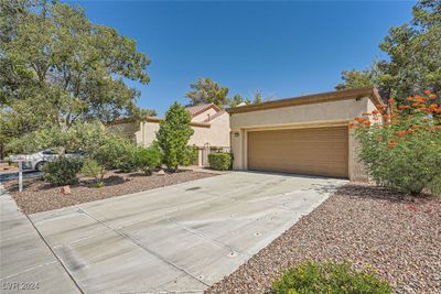 0 - 2516 Palmridge Drive, Townhouse with 2 bedrooms, 2 bathrooms and null parking in Las Vegas NV | Image 2