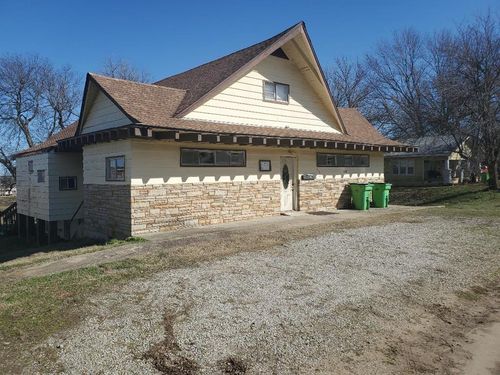 120 S 4th St, Okemah, OK, 74859-3802 | Card Image