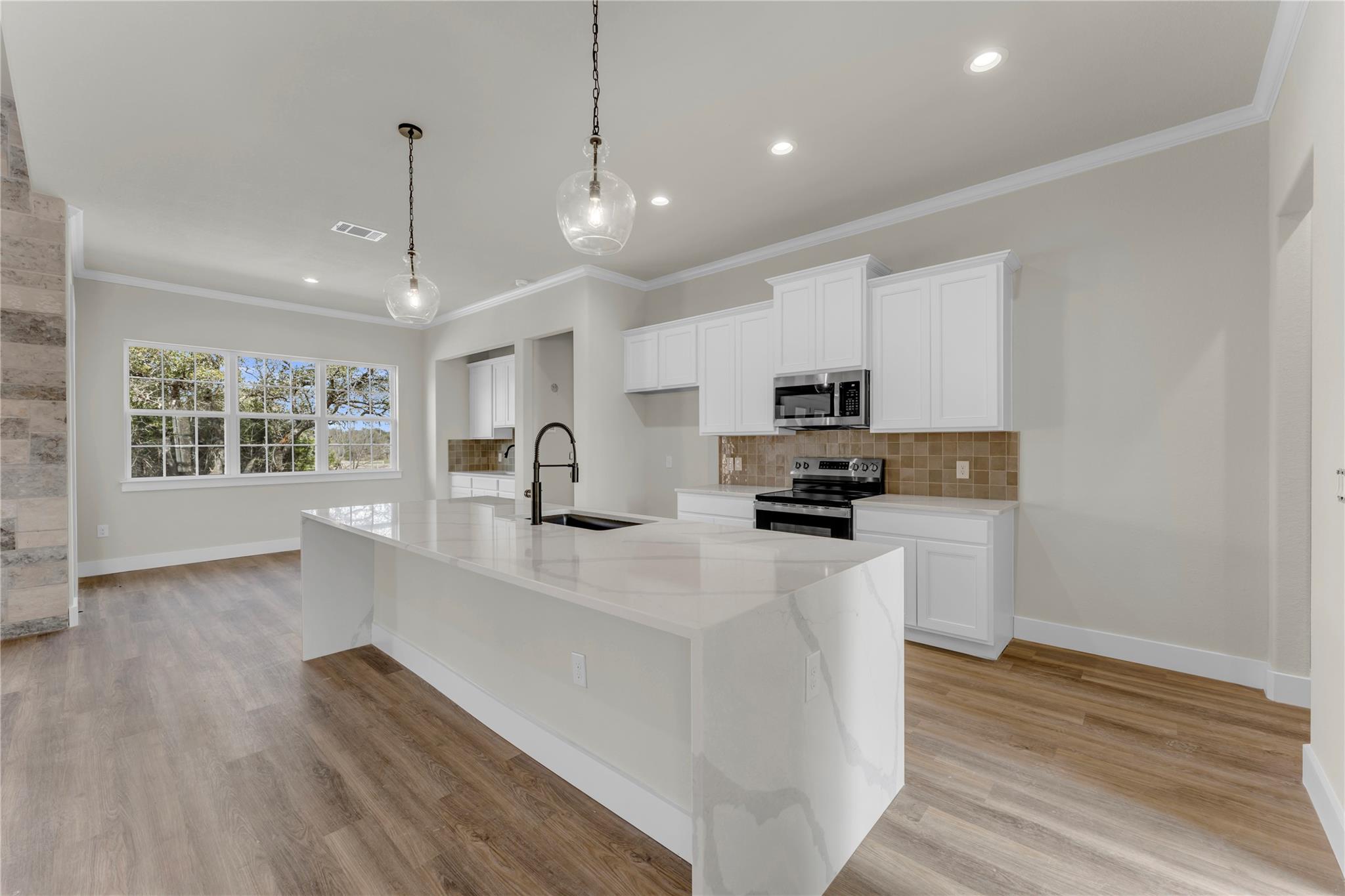 Residential in Burnet 4