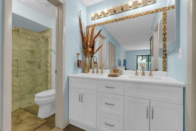 4389 Willow Pond Cir, Condo with 2 bedrooms, 2 bathrooms and null parking in West Palm Beach FL | Image 18