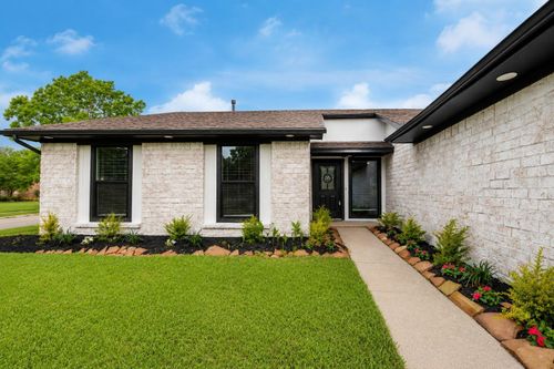 2503 Buffalo Trl, Sugar Land, TX, 77479-1639 | Card Image