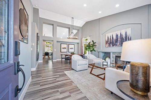 401 Seaton Dr, Folsom, CA, 95630-7951 | Card Image