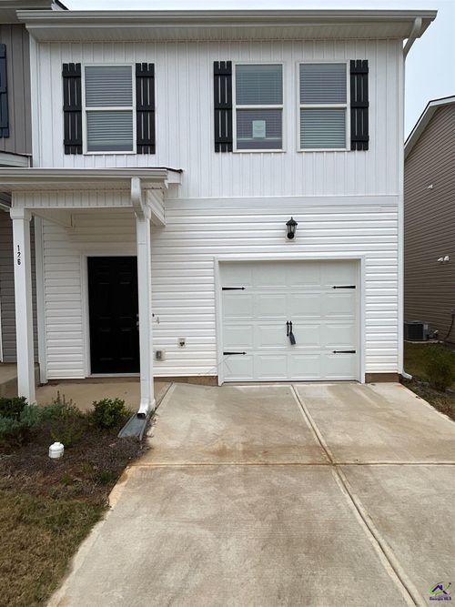 126 Red Oak Trl Nw, milledgeville, GA, 31061-6693 | Card Image