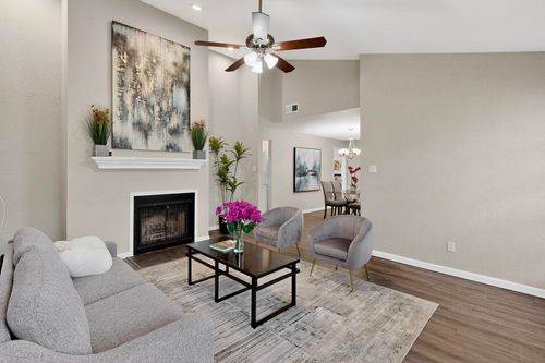 apt-108-218 N Beacon St, Dallas, TX, 75214-4837 | Card Image