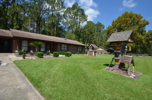 2603 Dianne St, Adel, GA, 31620-4009 | Card Image