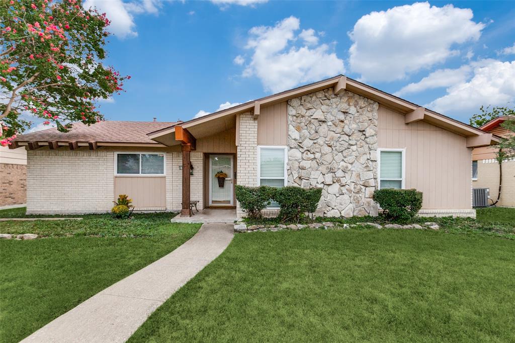 Richland Dr, Garland, TX 75044