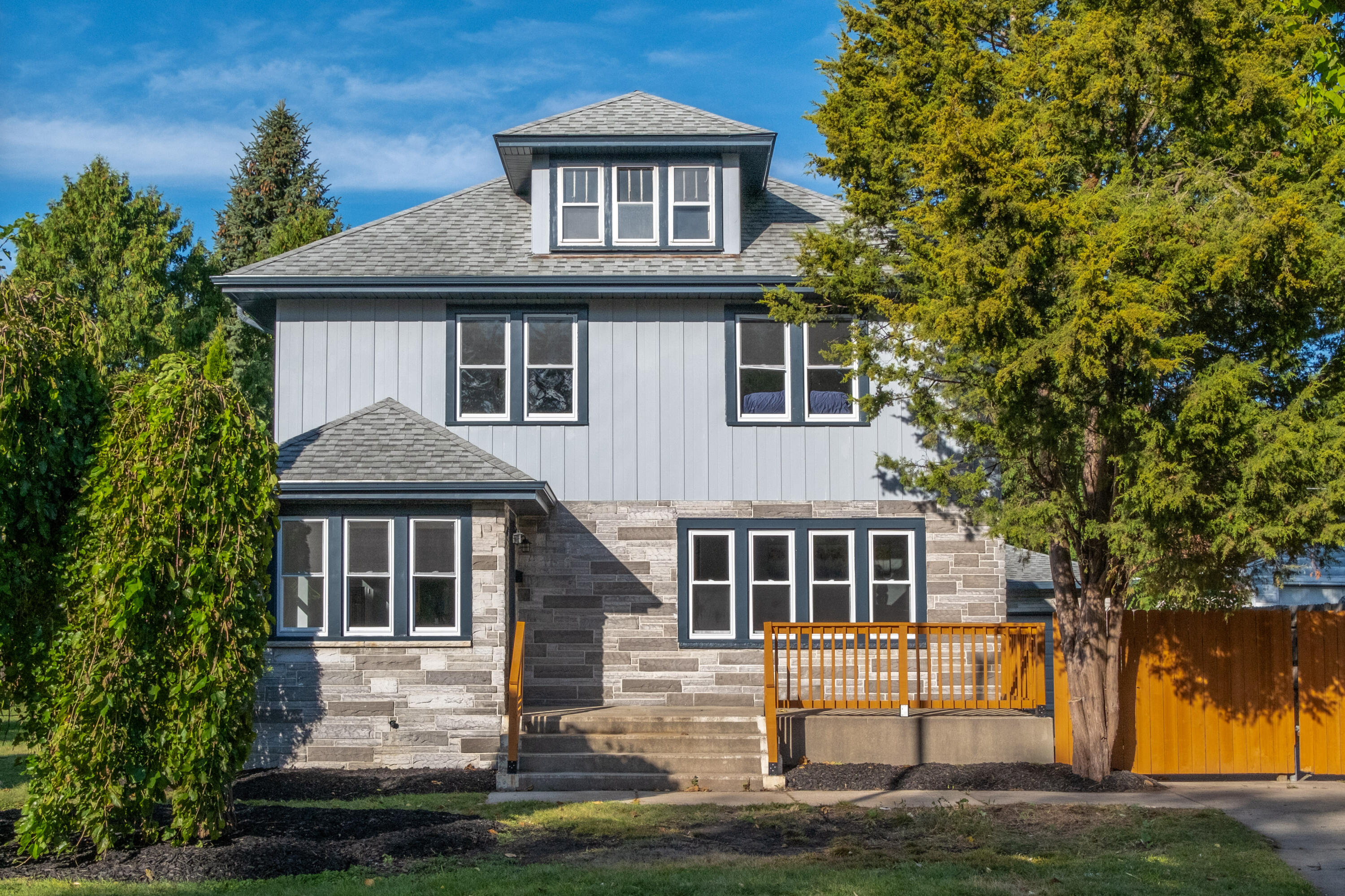 84th St, Milwaukee, WI 53227