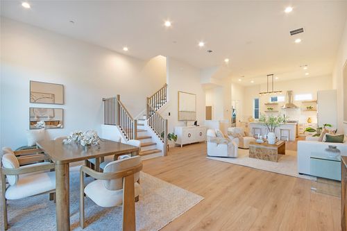 103-2203 Hondo Ave, Dallas, TX, 75219-2416 | Card Image