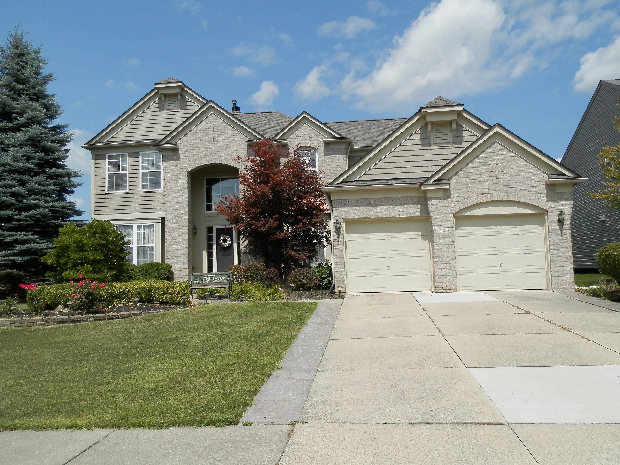Merriman Loop, Howell, MI 48843