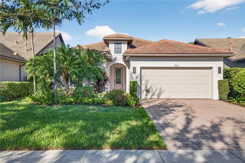 7057 Live Oak Dr, NAPLES, FL, 34114-8154 | Card Image