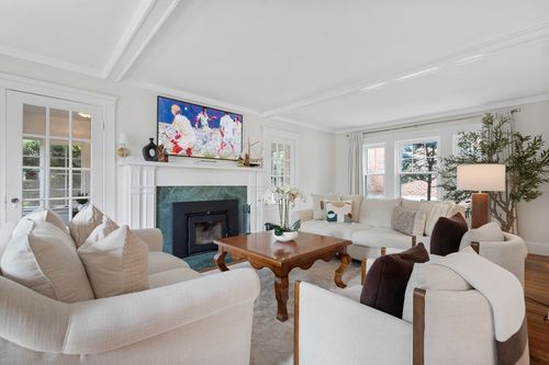 5 Moss Hill Rd, Boston, MA, 02130-3027 | Card Image