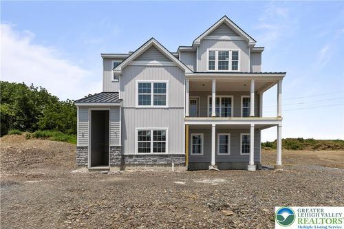 83b-4929 Farrcroft Dr, Forks Twp, PA, 18040-6705 | Card Image