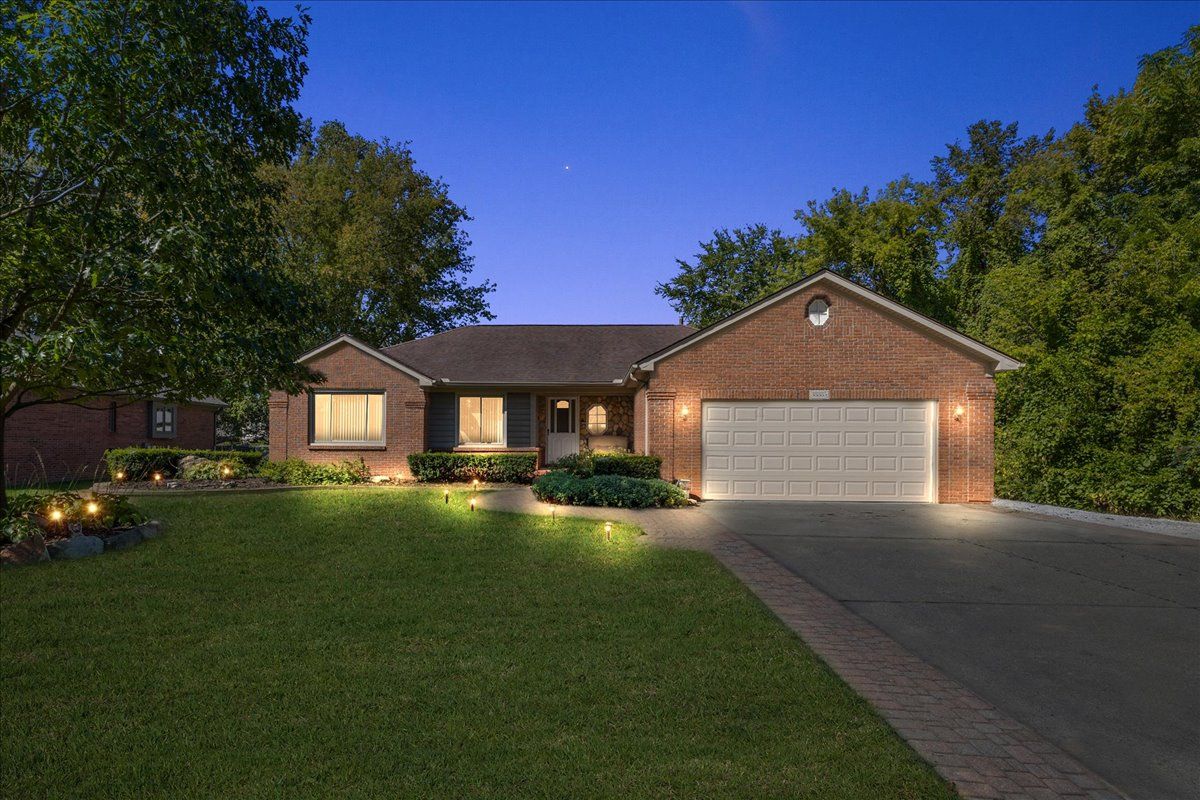 Radde St, Clinton Township, MI 48036
