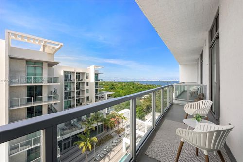 ph1220-3900 Biscayne Blvd, Miami, FL, 33137-3760 | Card Image
