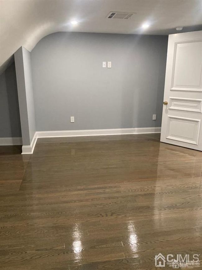 173 Main Street, For Rent in South River Zoocasa