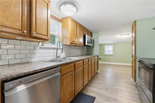 510 Lindberg Dr, Kansas City, MO, 64118-4717 | Card Image